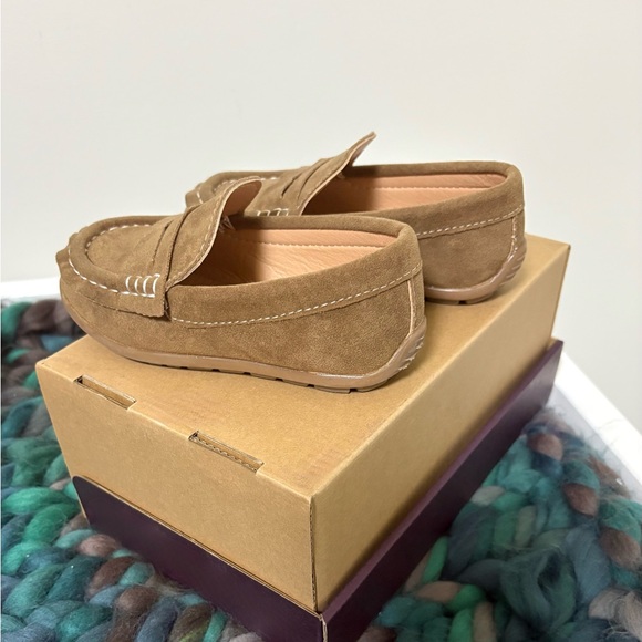 Vintage-Style Loafers-- Toddler Size - Picture 4 of 5